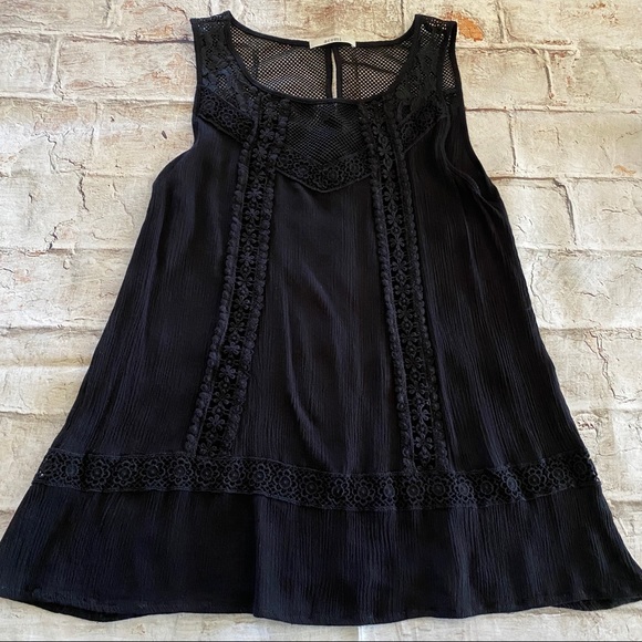 Acemi Black Sleeveless Top - Picture 6 of 10